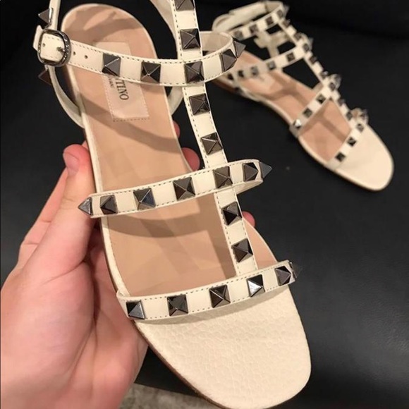 NIB Valentino Rockstud Ankle Strap Gladiator, 35 - Picture 3 of 3